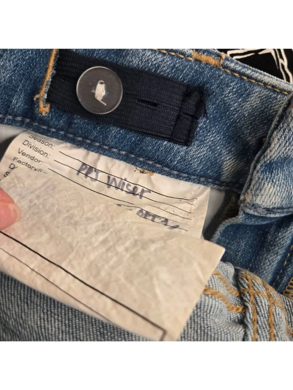 Y2K BKE Distressed Denim Jean Shorts Blue Womens Size 24 Casual Fit Raw Hem